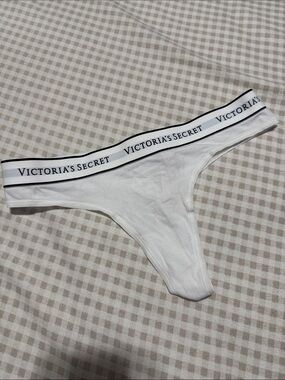Victoria's Secret White Logo Elastic Thong